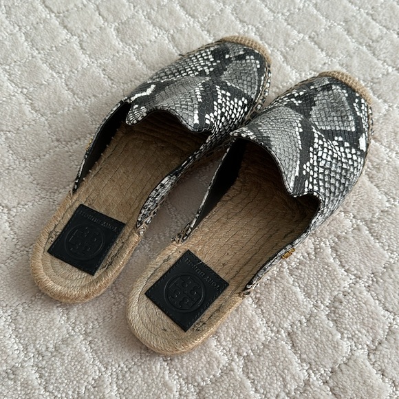 Tory Burch Shoes - Picture 5 of 8